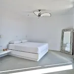 In Paros Nest Kostos