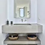 In Paros Nest *