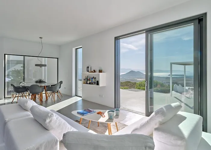 In Paros Nest Villa Kostos